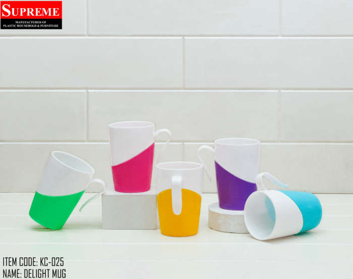 Plastic Mug in Color For Drinking