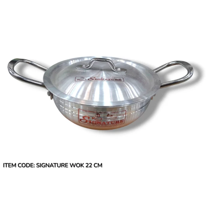 Signature metal finish wok with lid, 22 cm