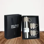 Vacuum bottle with 500 ml capacity for hot and cold drinks