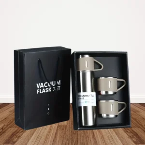 Vacuum bottle with 500 ml capacity for hot and cold drinks