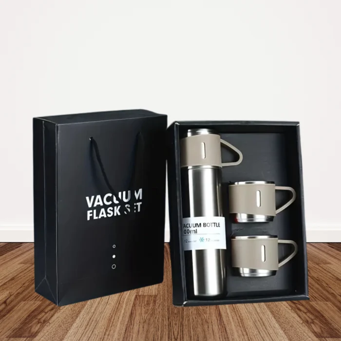 Vacuum bottle with 500 ml capacity for hot and cold drinks