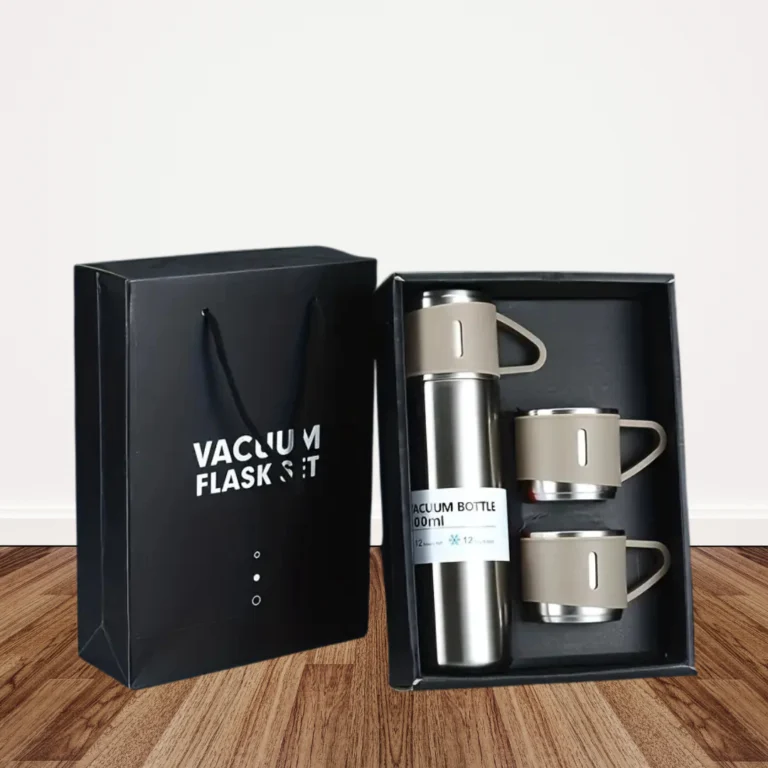 Vacuum bottle with 500 ml capacity for hot and cold drinks